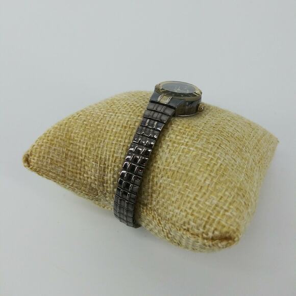 Waltham Diamond Quartz Stainless Steel Back Japan Movt. Two Tone Black Dial - Picture 8 of 11